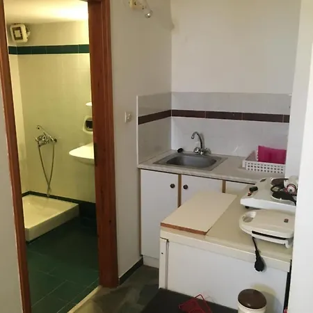Financial Plan - In A Semi-basement 3* Ano Syros
